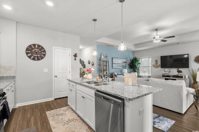 Building Photo - 1440 Bellaria Wy