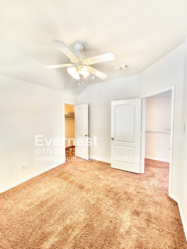 Building Photo - 6458 Riverside Dr