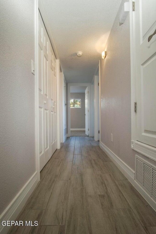 Building Photo - 5837 Marlin Dr