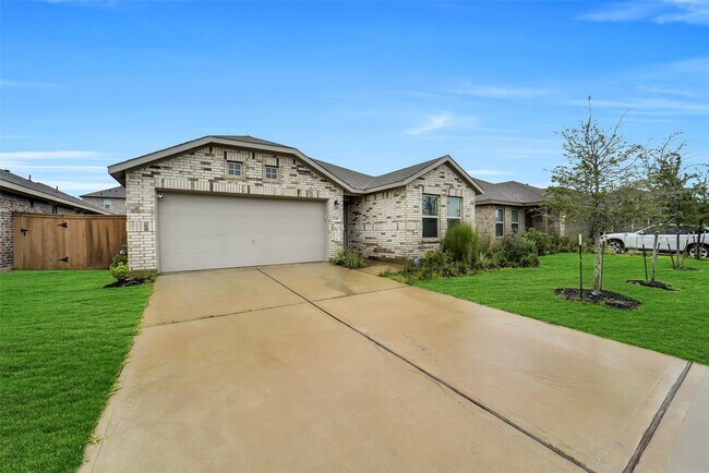 Building Photo - 27110 Breakaway Ln