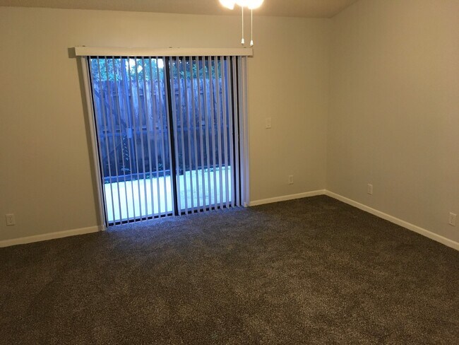 Building Photo - 9870 Watermill Cir