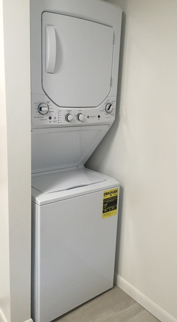 Building Photo - 115se34