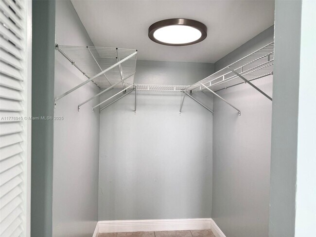 Building Photo - 2055 SW 122nd Ave