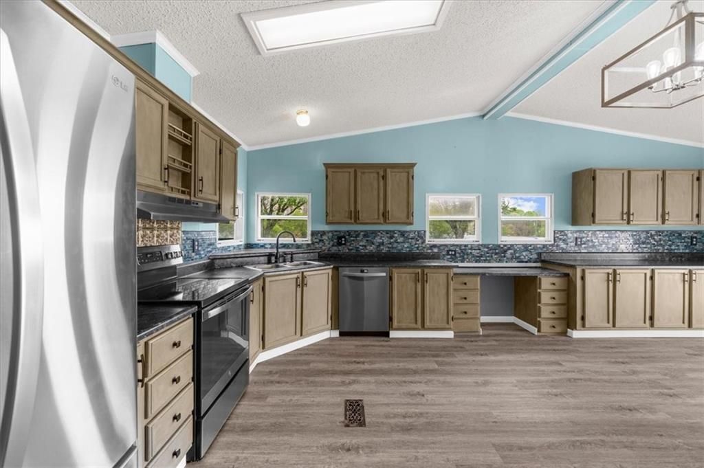 Building Photo - 372 Porter Springs Rd