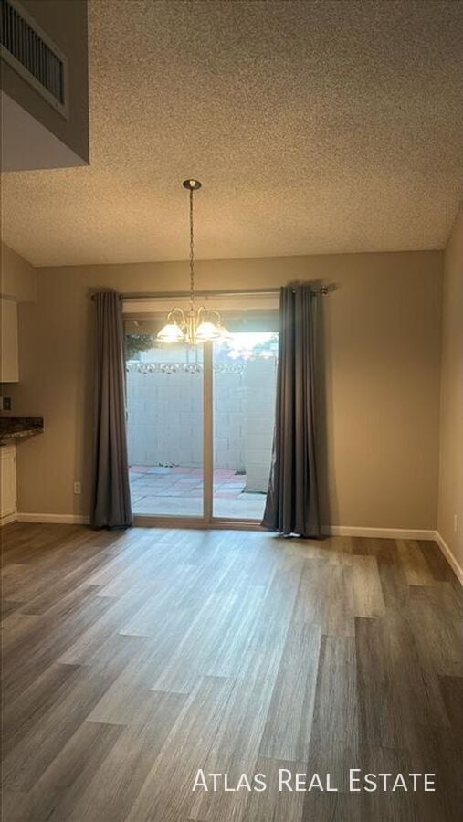 Building Photo - 4546 W Continental Dr