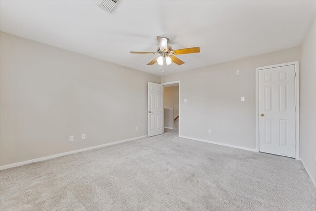 Building Photo - 23806 Spring Way Dr