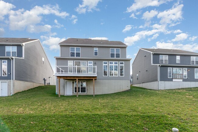 Building Photo - 1726 Bradley Dr