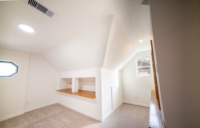 Building Photo - 3547 Glenwood Springs Dr