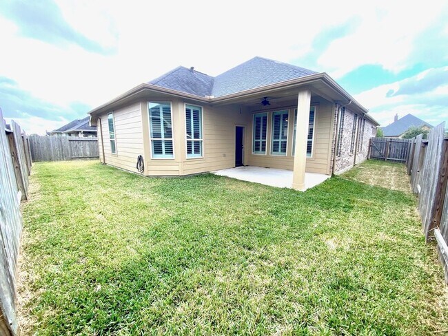 Building Photo - 2007 Post Oak Ct