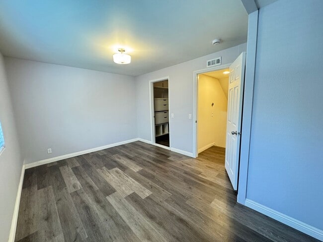 Building Photo - Beautiful 2Bd/2Ba Condo w/2 Reserved Parking Spaces, Extra Storage and Patio in Fullerton!