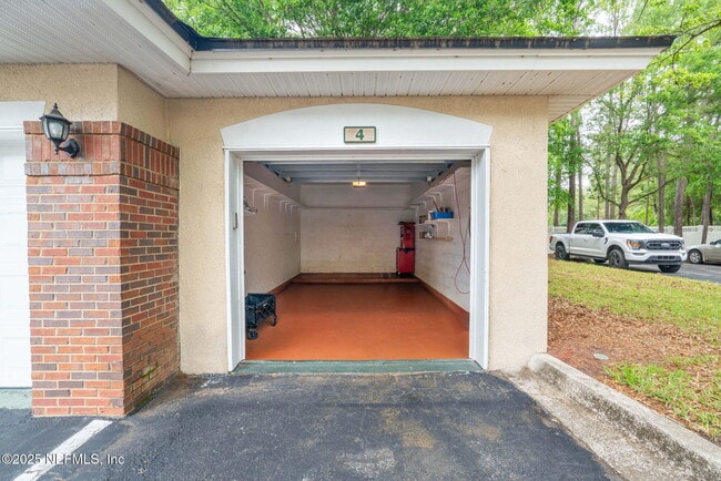 Building Photo - 785 Oakleaf Plantation Pkwy