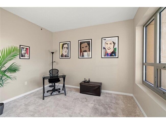 Building Photo - 929 Portland Ave