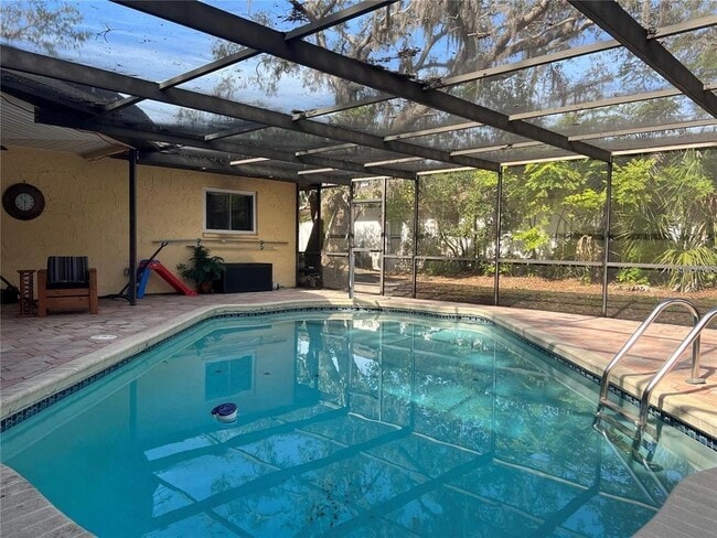 Building Photo - 8748 Forest Lake Dr