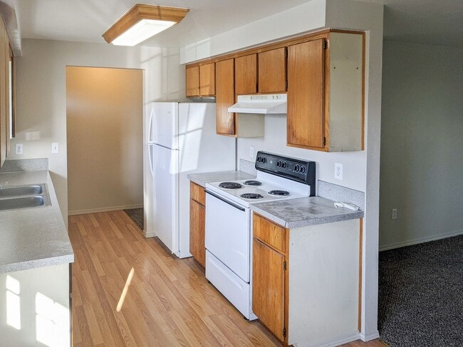 Building Photo - 210-220 N 2nd St