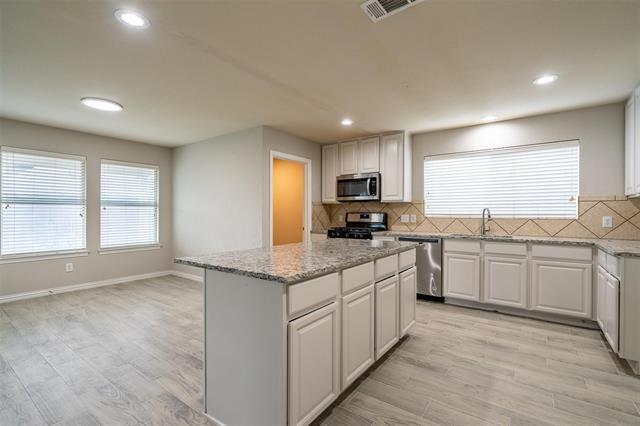 Building Photo - 1528 Canary Dr