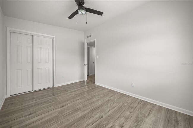 Building Photo - 1849 Viburnum Ln