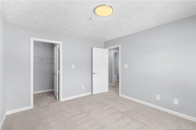 Building Photo - Harbour Pointe