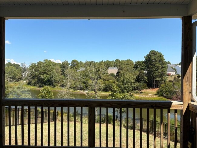 Building Photo - 407 Lakemont Dr