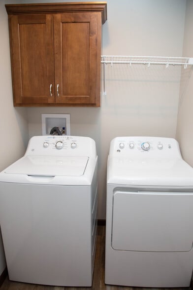 Building Photo - 2167 Cheyenne Way