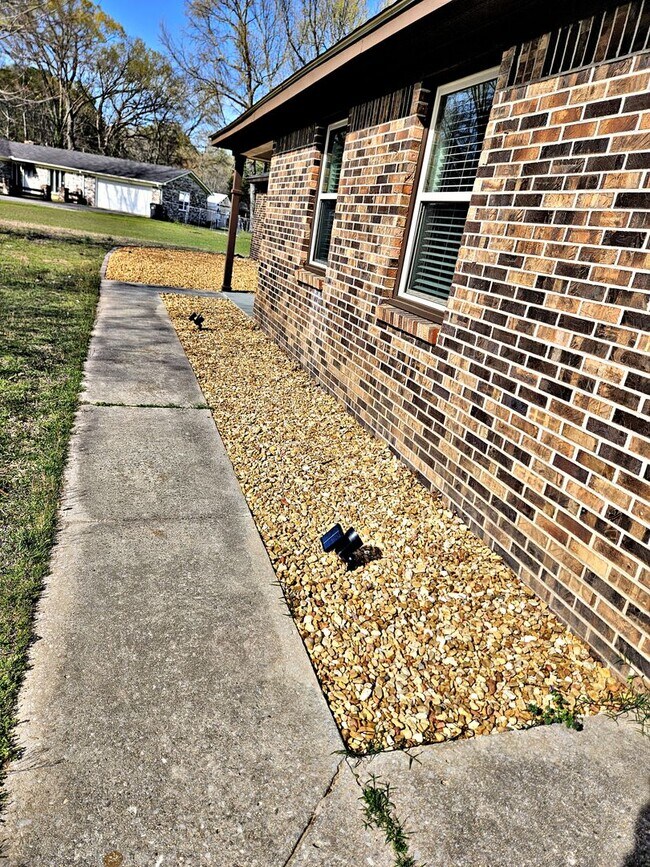 Building Photo - ***Move In Special***HOUSE FOR RENT - PRIC...