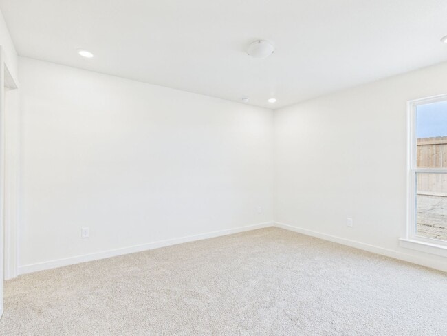 Building Photo - 2900 Haystack Wy