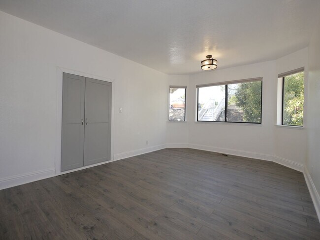 Building Photo - 2503 Hogan Ct