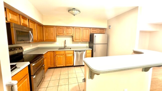 Building Photo - 26 Lions Ln