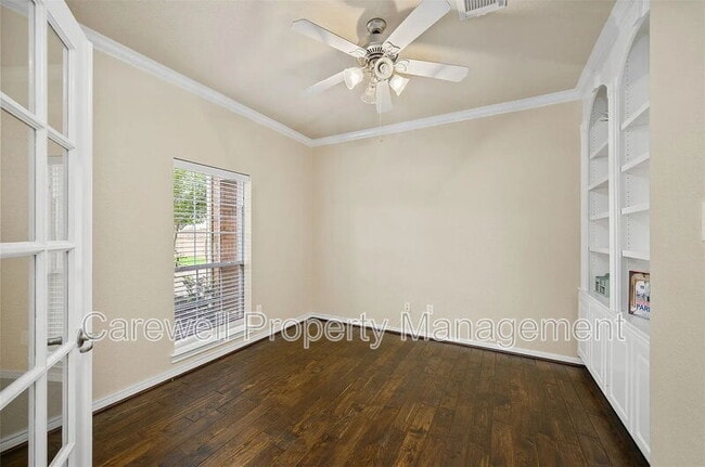 Building Photo - 10907 Lombardia Ct