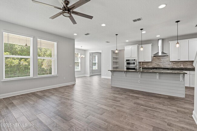 Building Photo - 548 Kendall Crossing Dr
