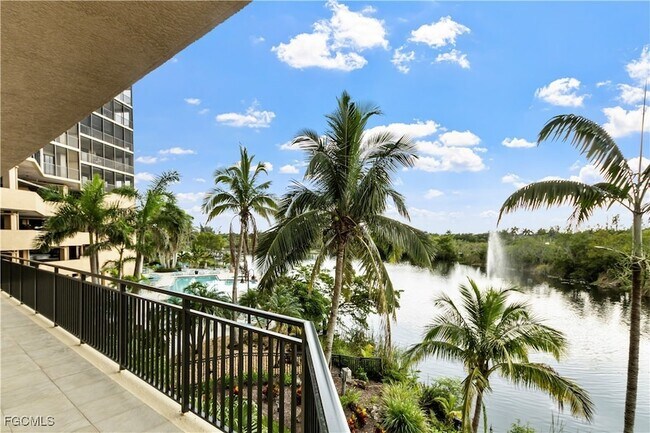 Building Photo - 14300 Riva Del Lago Dr