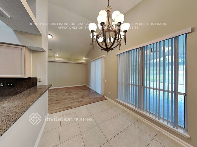 Building Photo - 513 Bay Hollow Ct