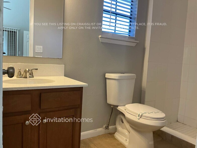 Building Photo - 775 Monroe Harbor Pl