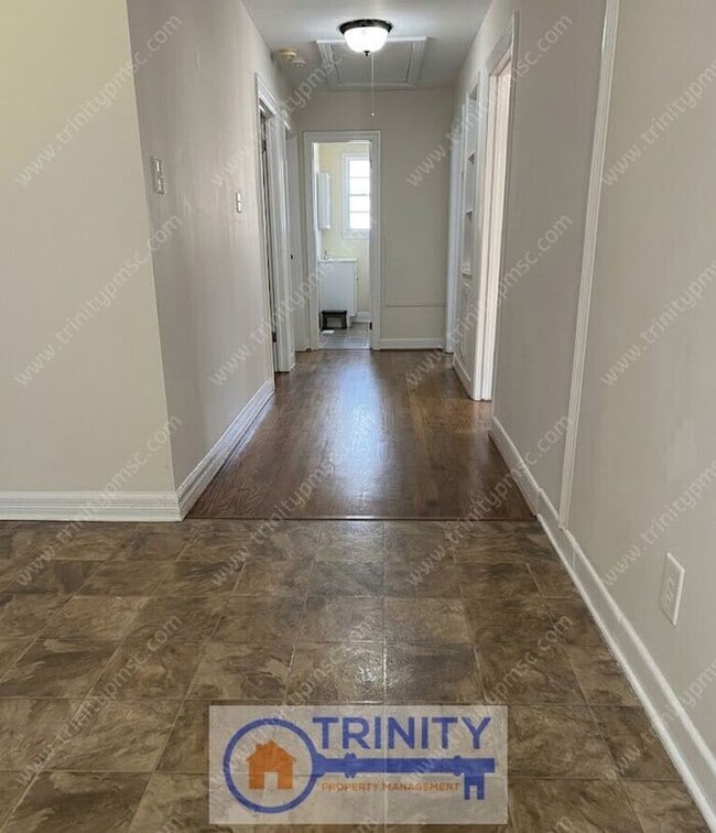 Building Photo - Your new home awaits!