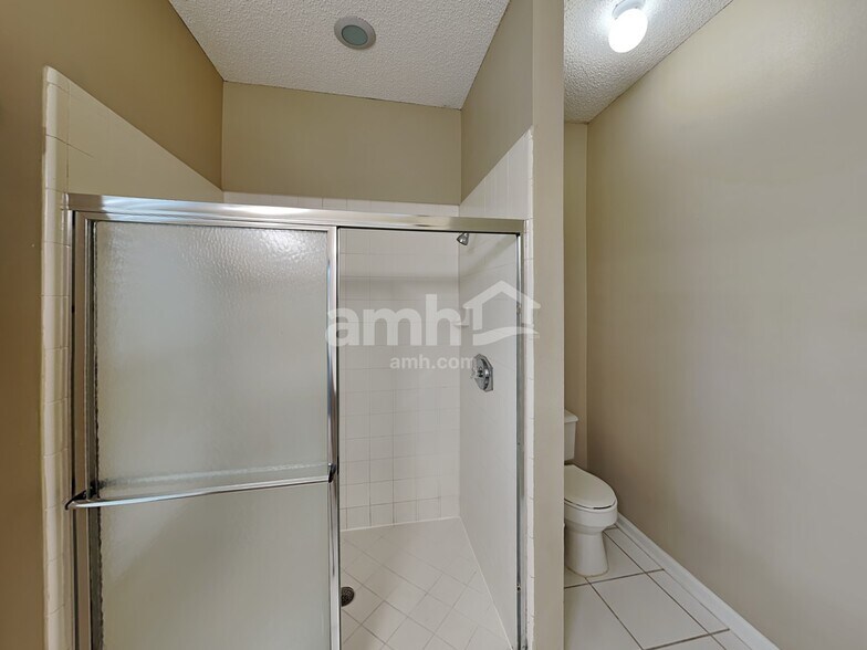 Building Photo - 3293 Abbeyfield Ln