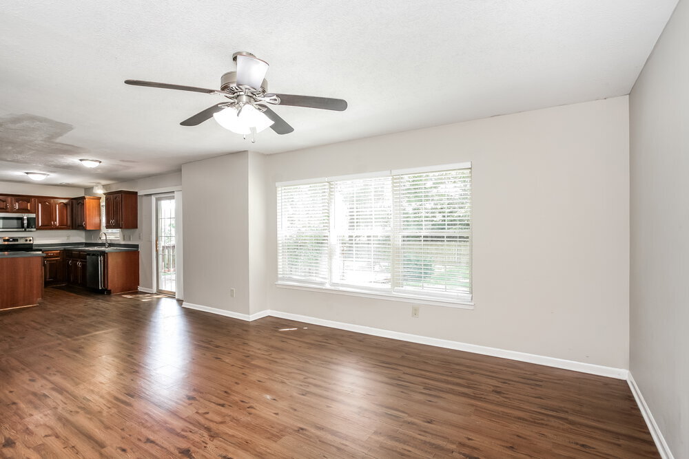 Building Photo - 5805 Tanager Ln