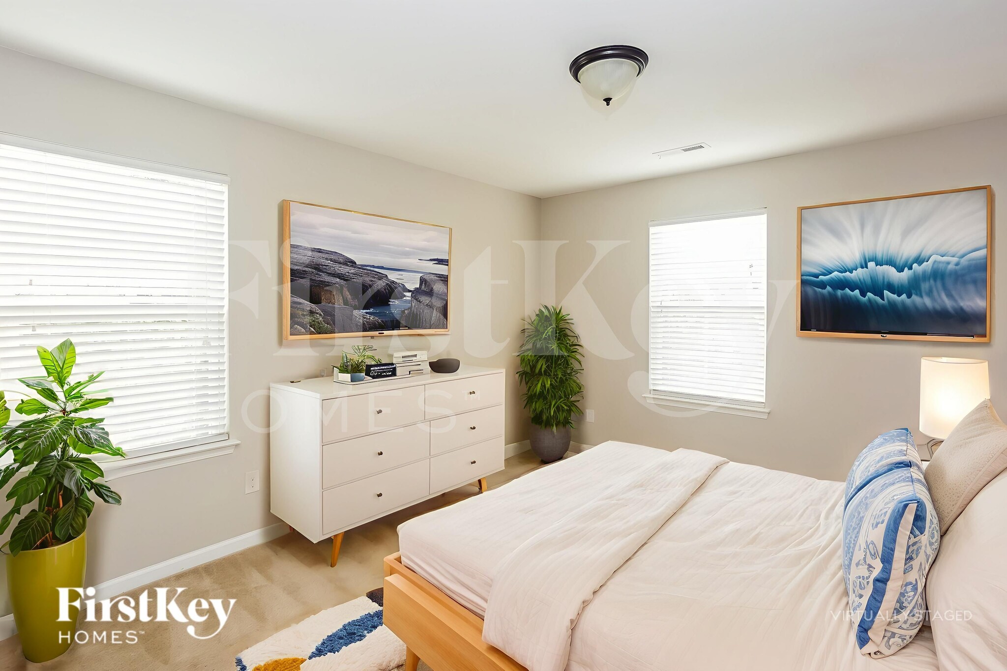 Building Photo - 2299 Isaac St