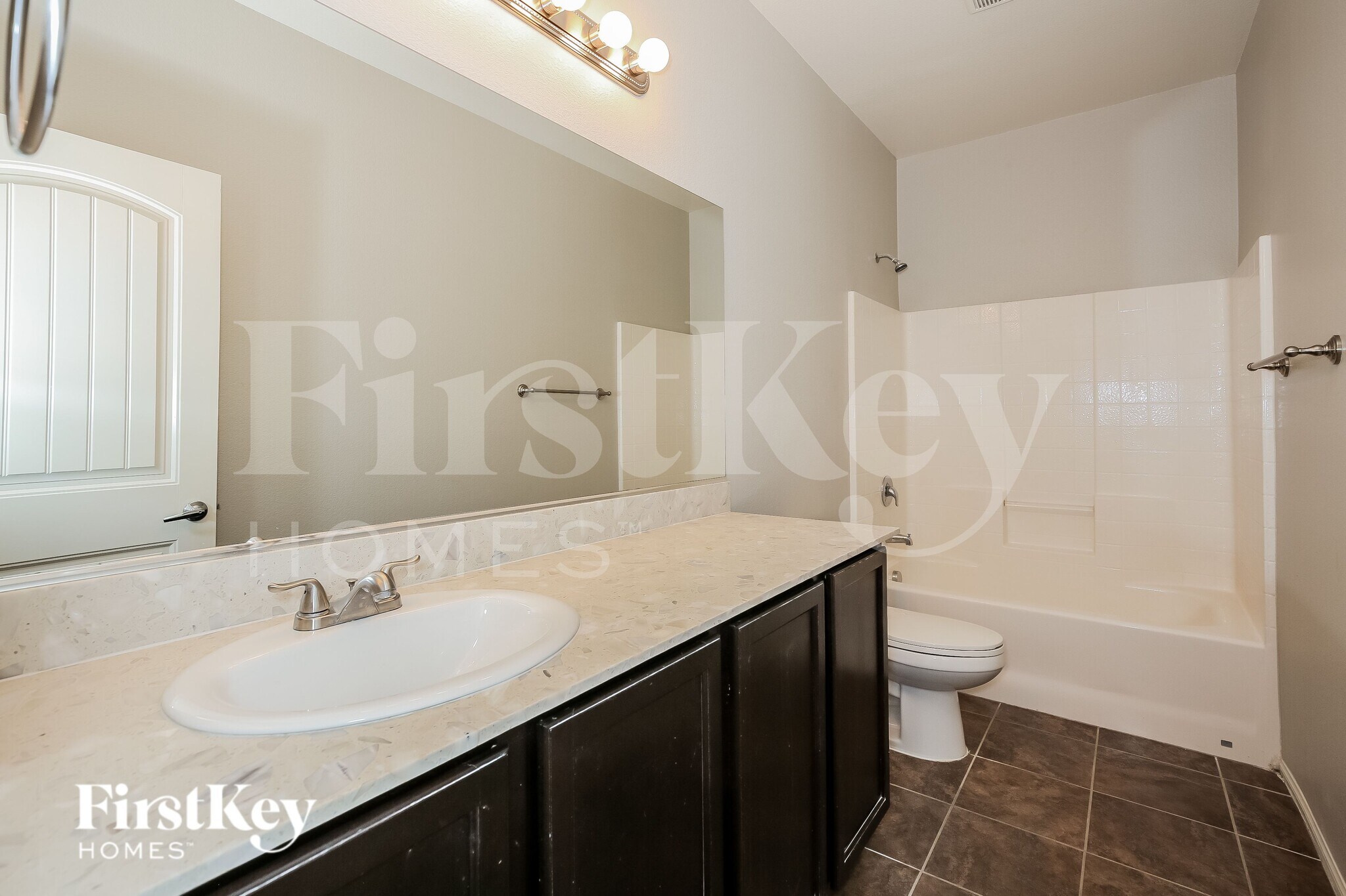 Building Photo - 6137 River Belle St