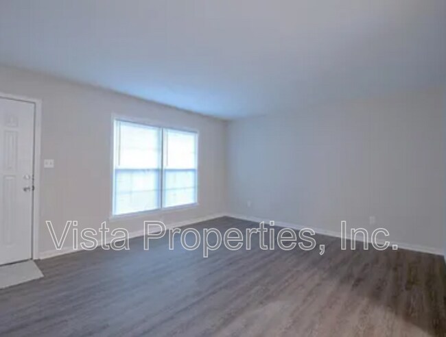 Building Photo - 5406 Chestnutwood Way