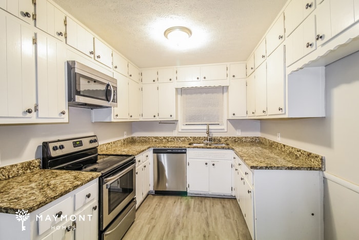 Building Photo - 2155 Rolling Acres Dr SW