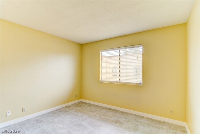 Building Photo - 2980 Juniper Hills Blvd