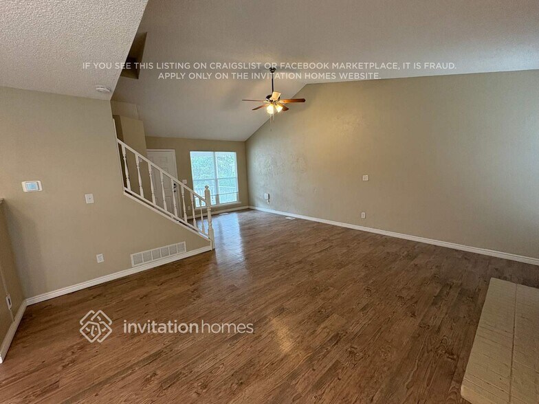 Building Photo - 12052 Ivanhoe Cir