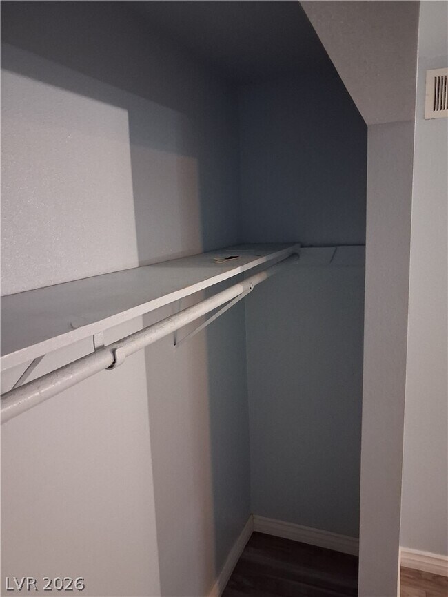 Building Photo - 510 Mckellar Cir