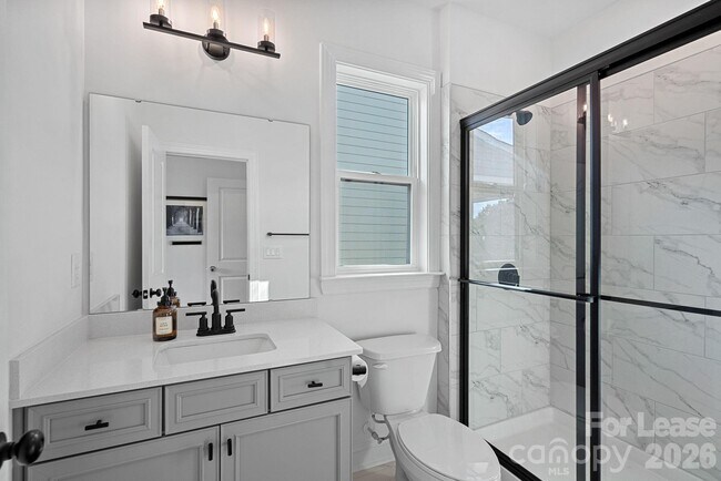 Building Photo - 8604 Bridgegate Dr