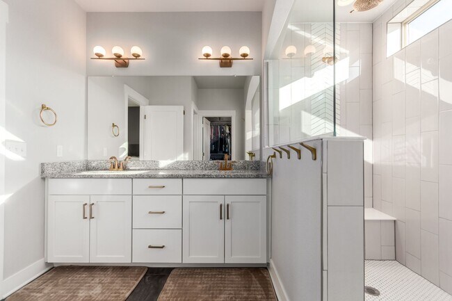 Building Photo - 4BD, 3.5BA Northfield Home with Finished Basement and 2-Car Garage