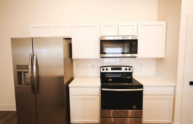 Building Photo - 621 Briarbrook Ln