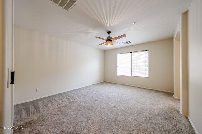 Building Photo - 12848 W Desert Mirage Dr