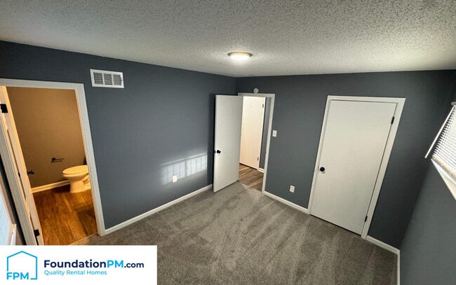 Building Photo - 5071 Breckenwood Dr