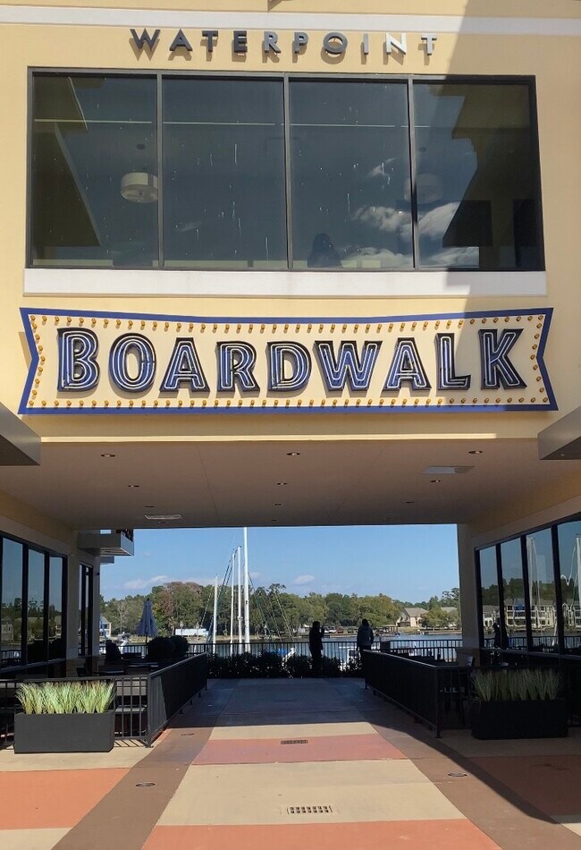 Building Photo - 802 Faison Ct