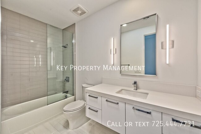 Building Photo - 702 Blackrock Rim Dr