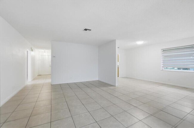 Building Photo - 10151 NW 35th St